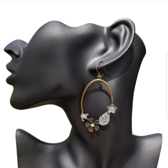 VINTAGE ANTIQUED BRASS BLUE BIRD & FLOWERS DROP HOOP STYLE EARRINGS - Picture 2 of 4